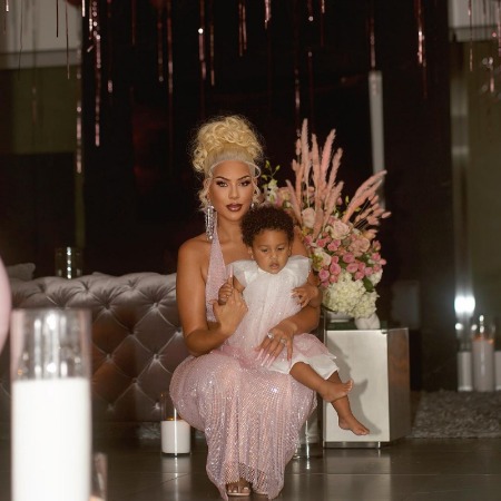 Amirah Dyme with her daughter Harmony Faye in her birthday.